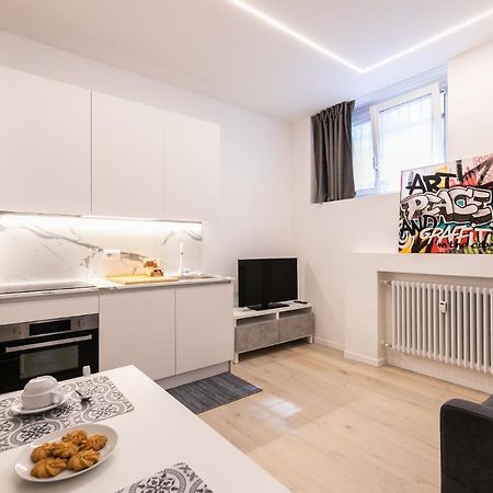 Luxury Apartment - A Due Passi Dal Centro Di Milano Ngoại thất bức ảnh