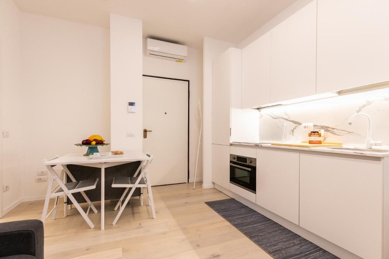 Luxury Apartment - A Due Passi Dal Centro Di Milano Ngoại thất bức ảnh